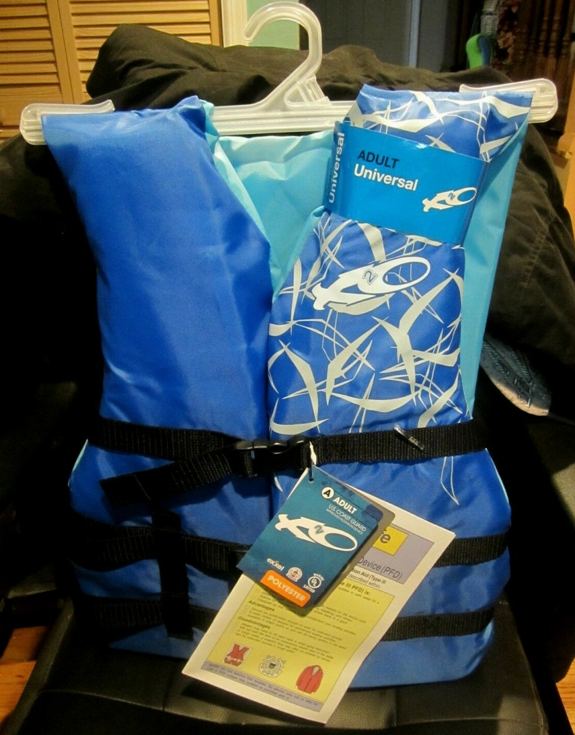 Exxel Adult Blue Flotation Life Vest Chest Size 30-52 In Weight Over 90 lbs NEW