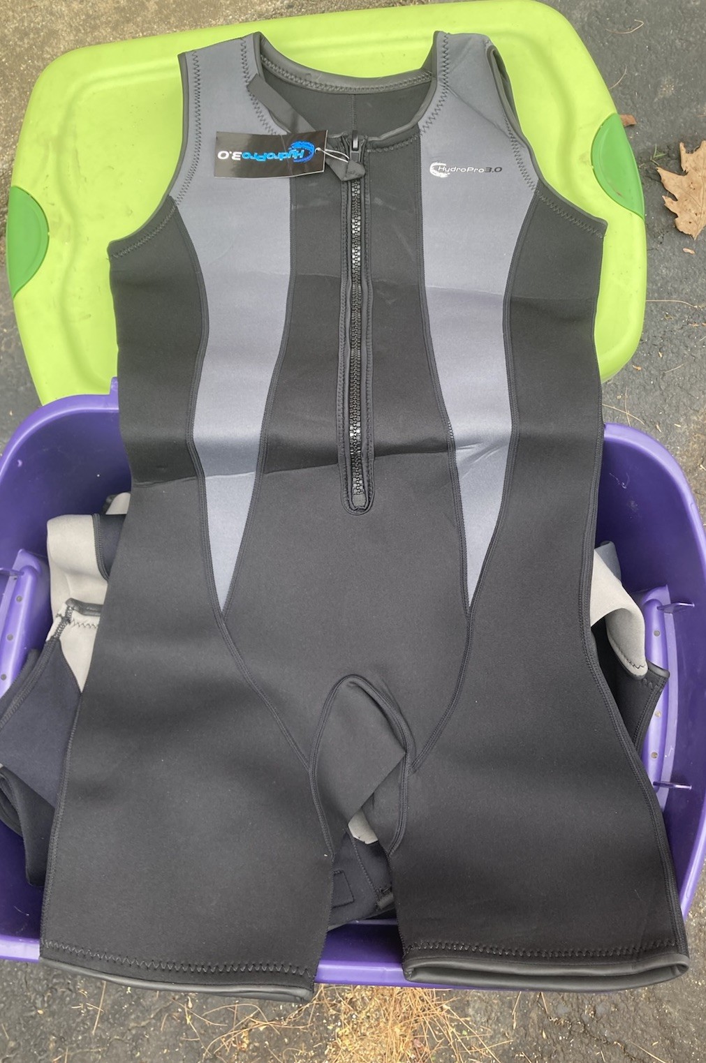 HYDROPRO 3.0 Black & Gray Woman’s WET SUIT-SLEEVELESS SIZE Large (NEW w/Tags)