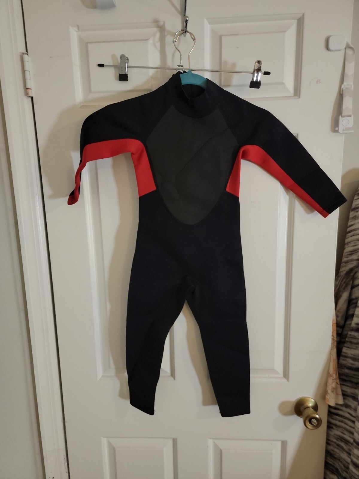 Youth Wetsuit Size Xs Full Body Wet Suit NEW Red Black