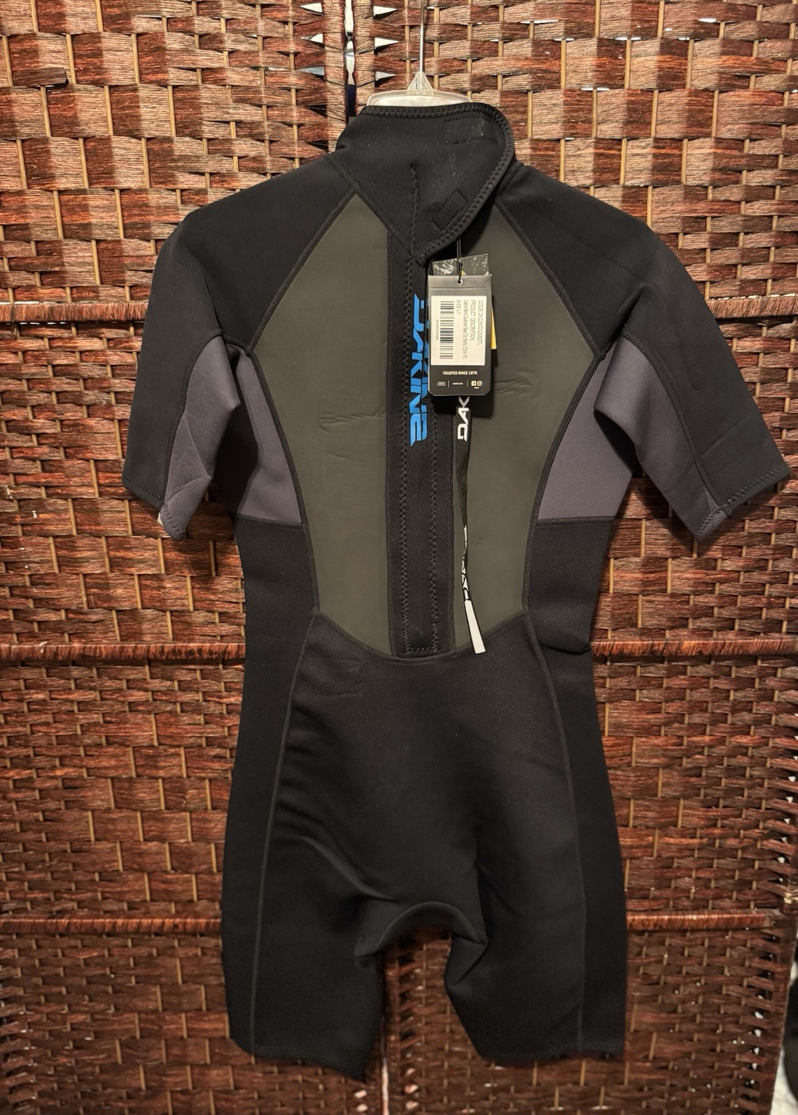 Dakine Quantum Back Zip Shorty 2/2 F/L Black/Grey Wetsuit-Men’s Size Large Tall