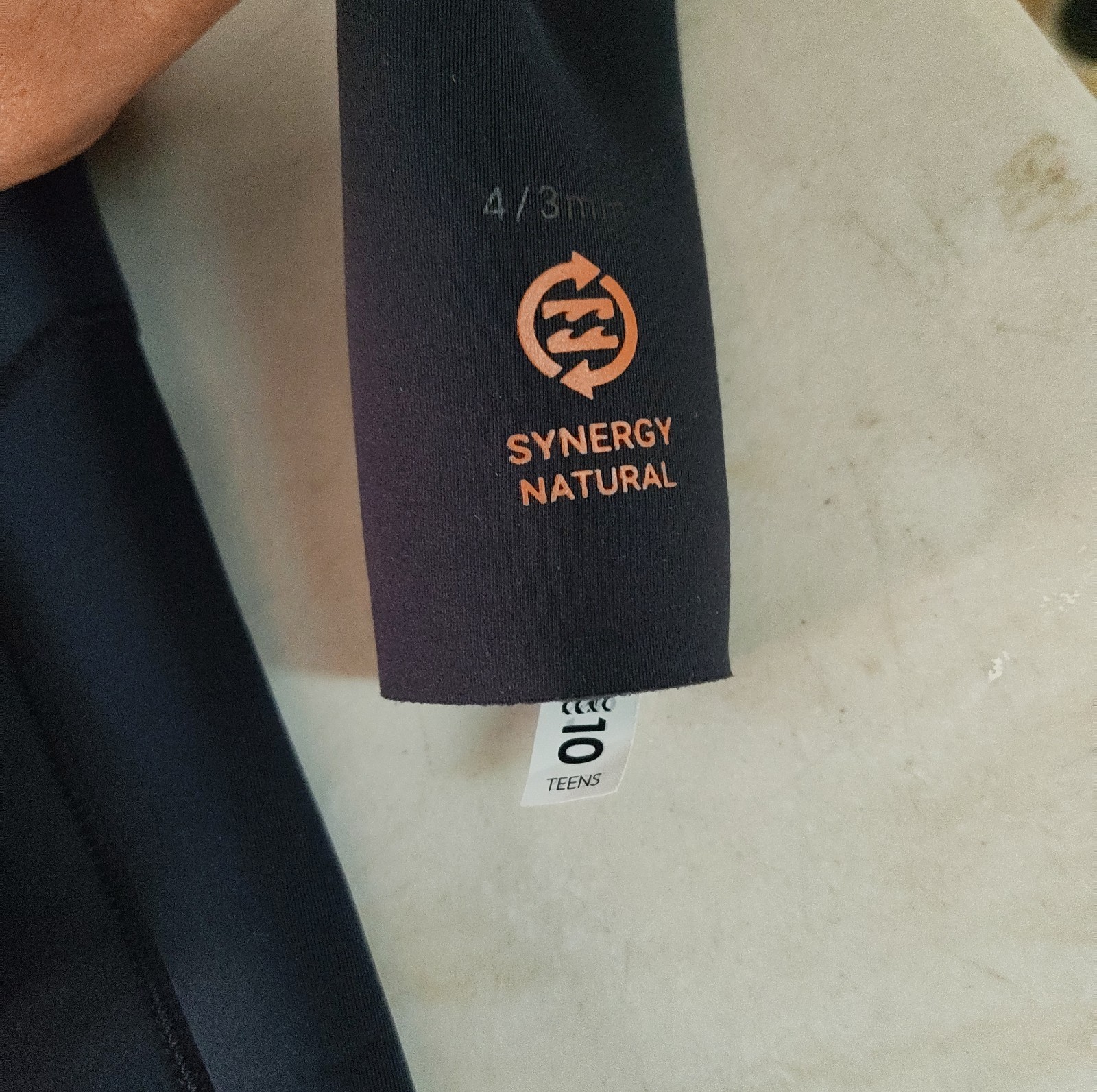 Billabong Youth Black Wetsuit 4/3mm New With Tags $219.95
