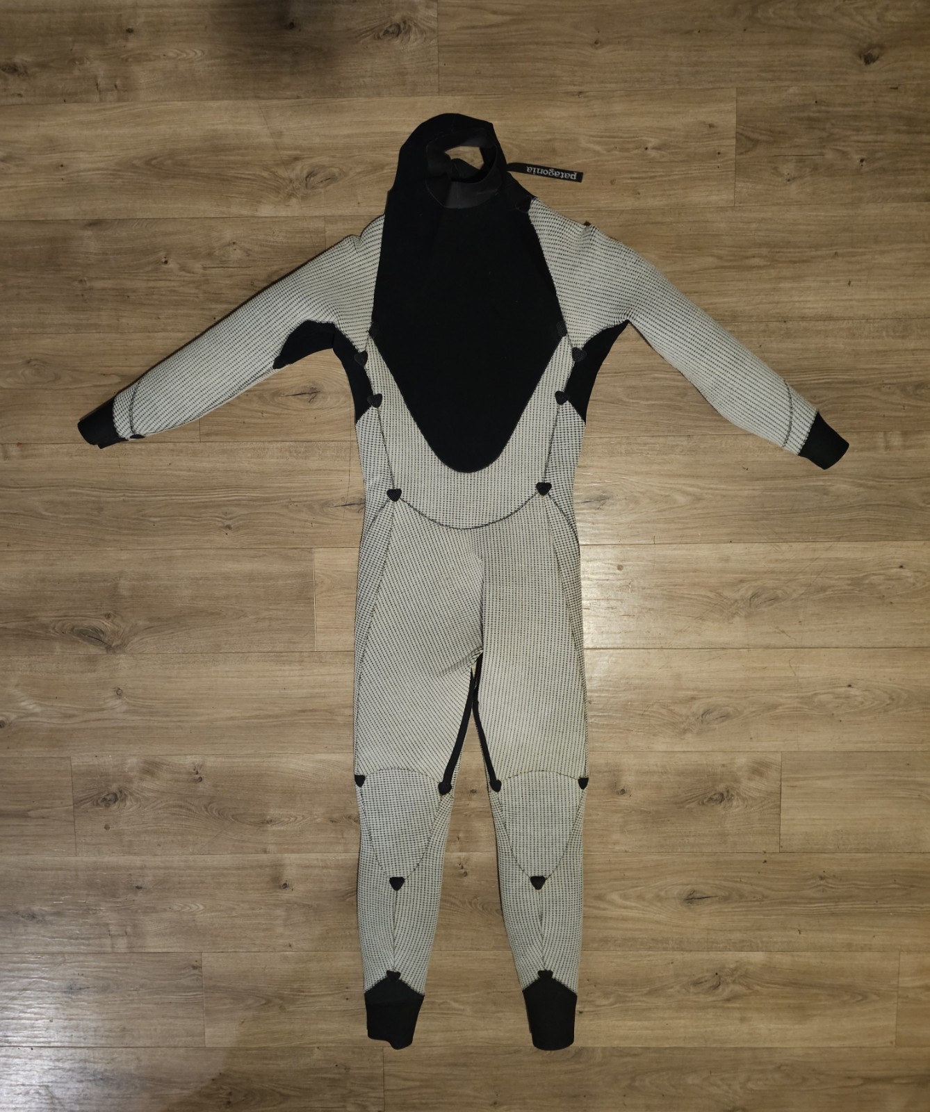 Patagonia Men’s R Wetsuit Back Zip Large Short, fits like Medium