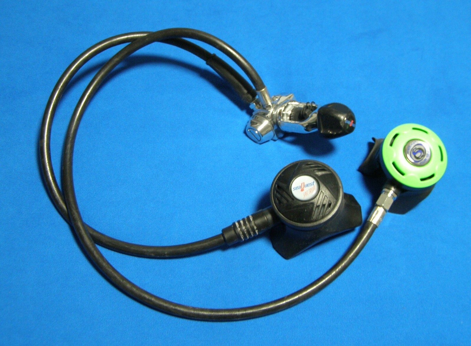 Seaquest Spectrum SCUBA Diving Regulator w/ Mirage Octopus Wenoka Regulator Bag