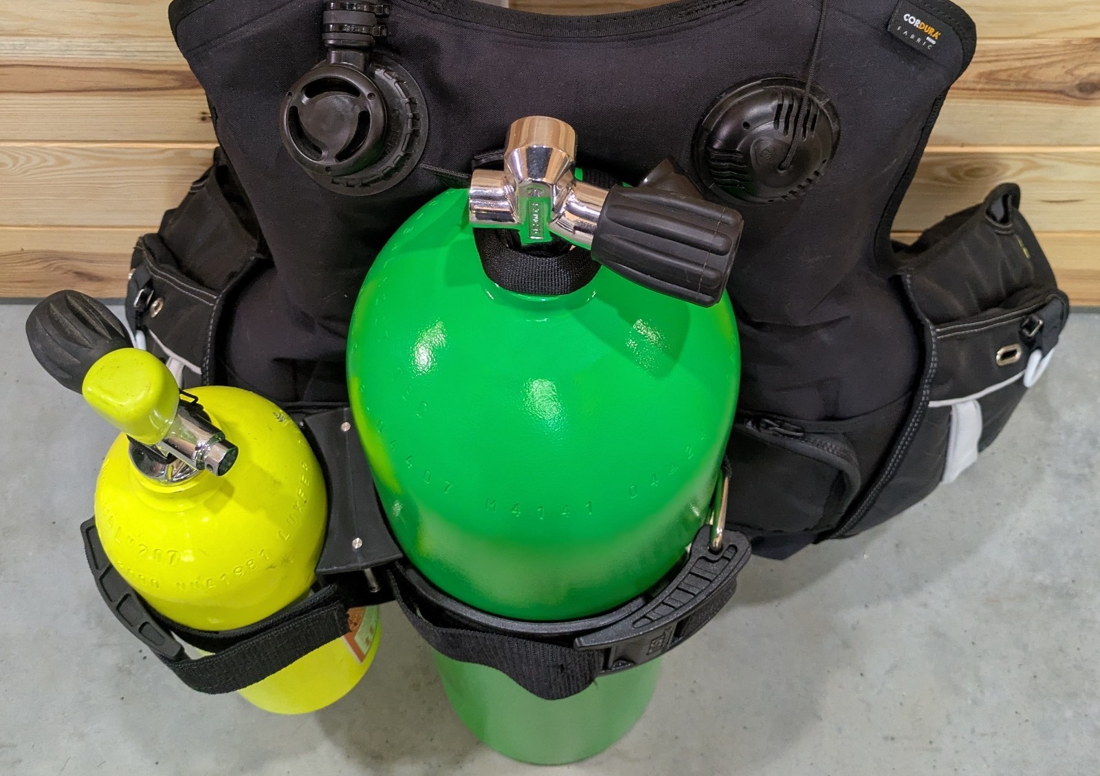 Scuba Dive Pony Bottle Tank Mount Holder Mounting Bracket Spare Air Cylinder