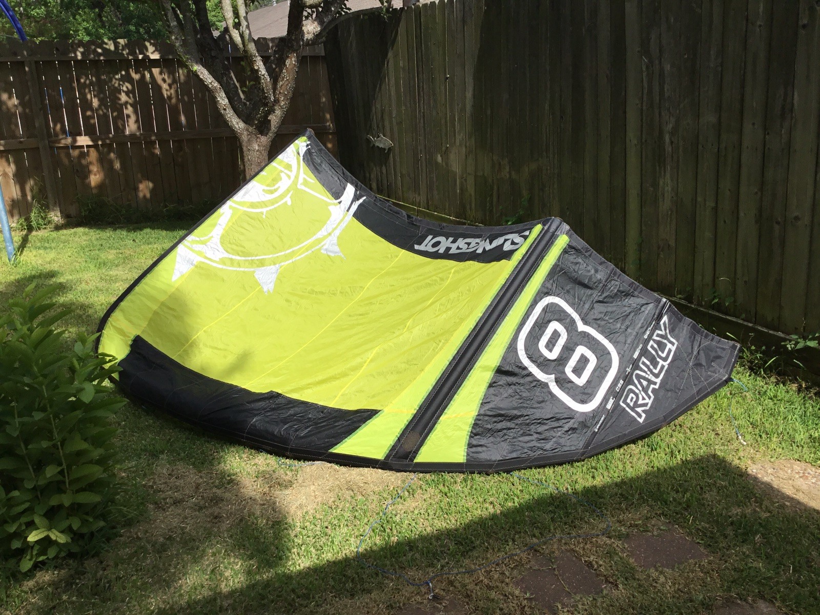 Slingshot Rally 8 meter SLE Kitesurfing Kite Excellent!