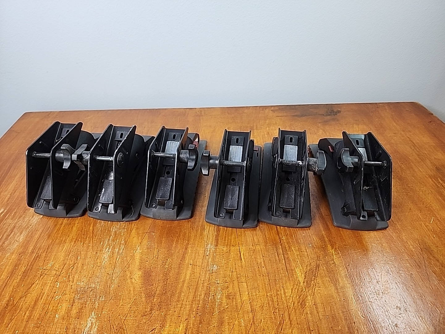 Thule Kayak Canoe Saddles Part No. 515-5031 Car Roof Bar Mounting Set of 6 Read*
