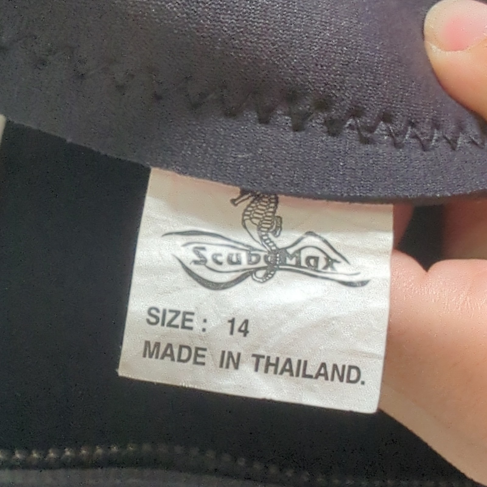 Scuba Max Youth Wetsuit 3/2mm Size 14 Black/Blue Made in Thailand