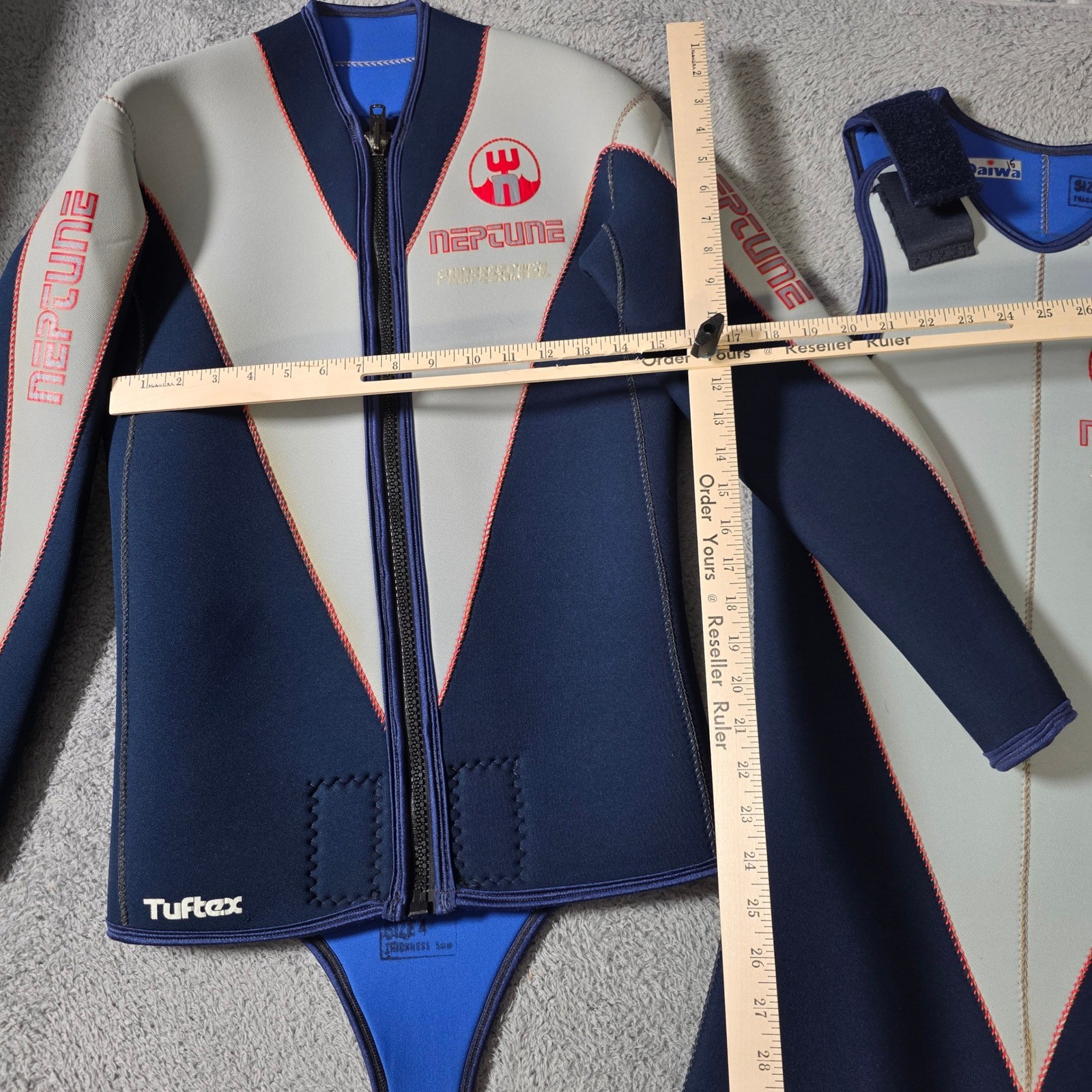 Neptune Daiwa Mens Size 4 Wetsuit 2pc 5mm Tuftex Navy Grey Beaver Tail Long John