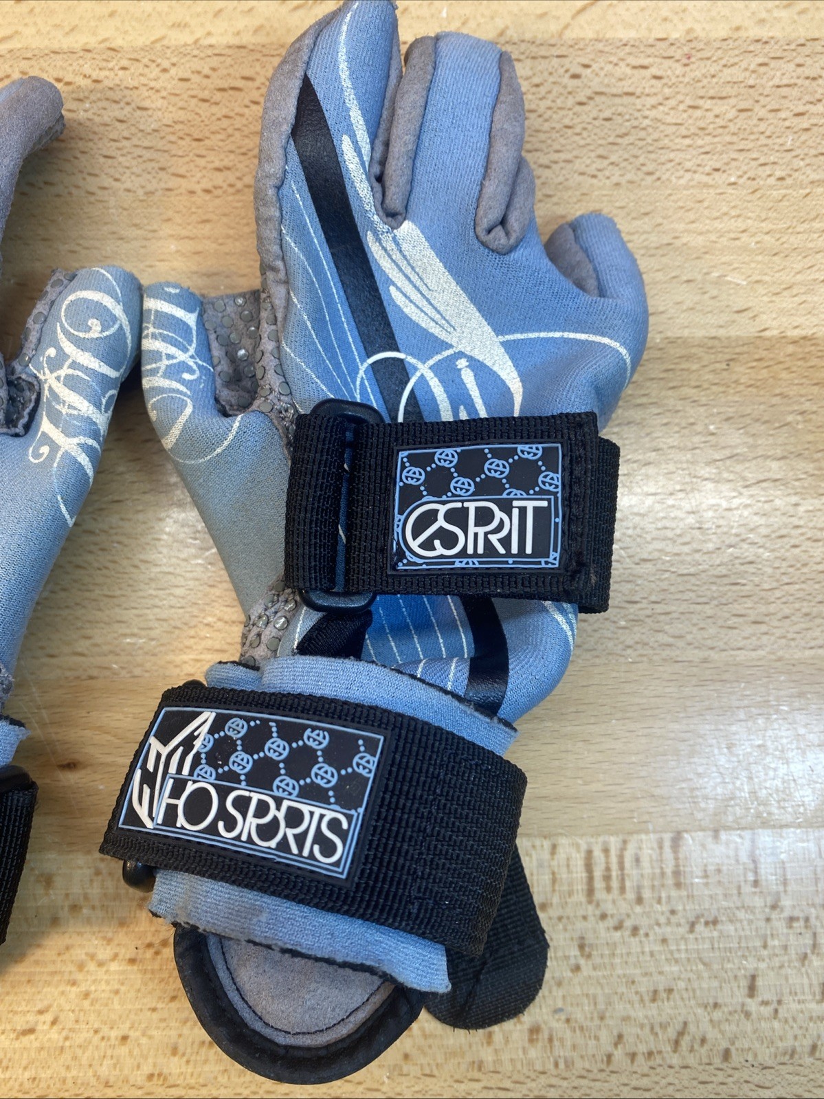 VTG HO Sports Water Ski Gloves Womens Med 3/4 Wrist Support Ultimate Grips