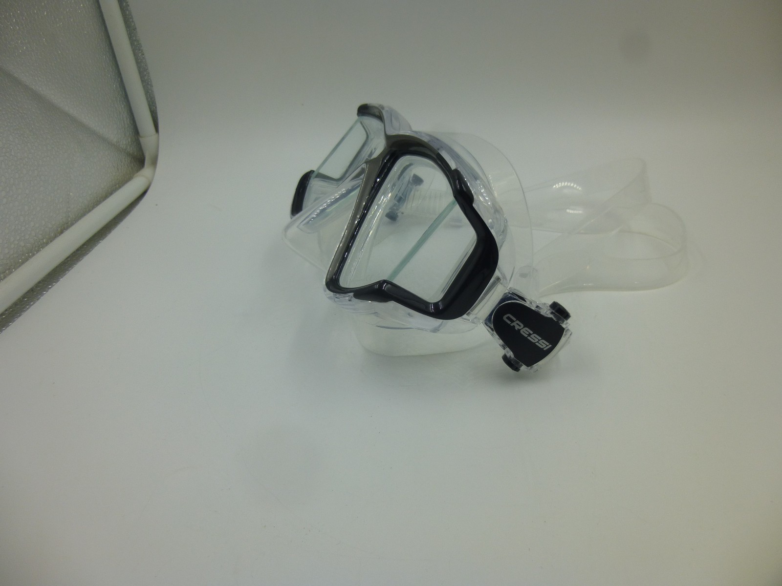 CRESSI PANO 4 SCUBA DIVE MASK AND SNORKEL SET / BLACK & SILVER WITH CLEAR LENSES