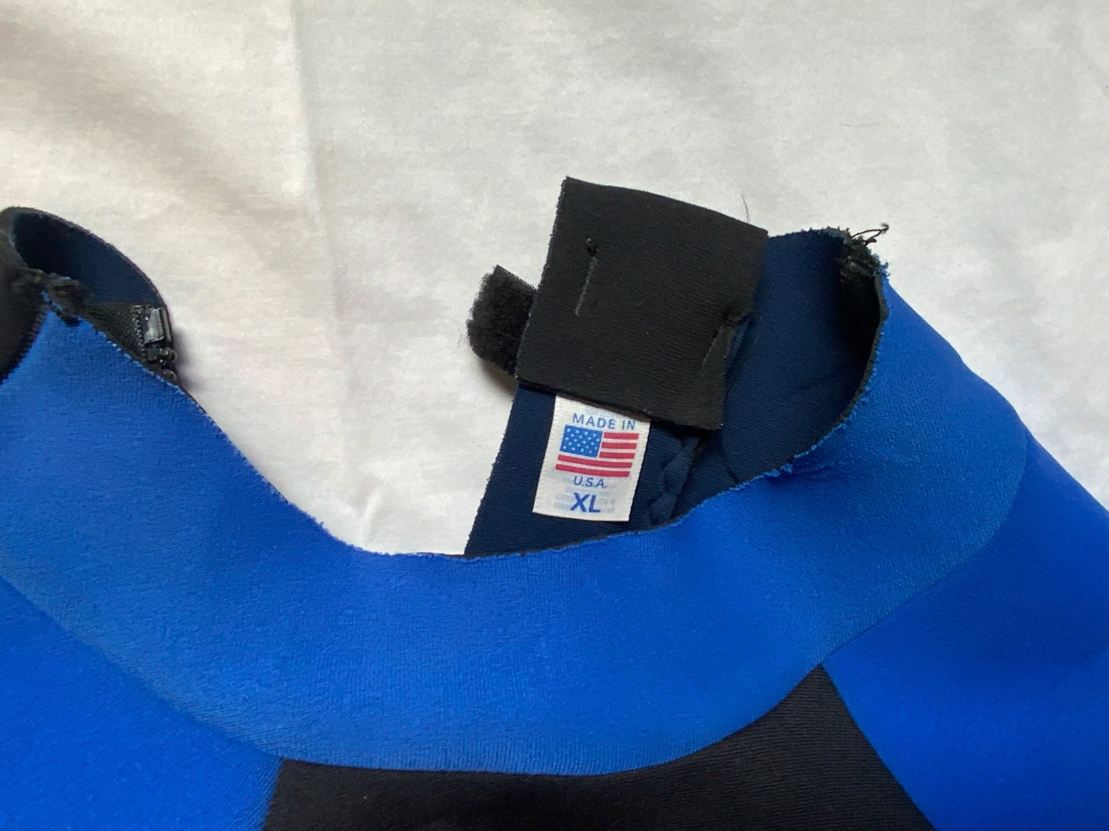 Gladiator Full Body Wet Suit Size XL Full Suit Black/Blue. Neoprene/Nylon.