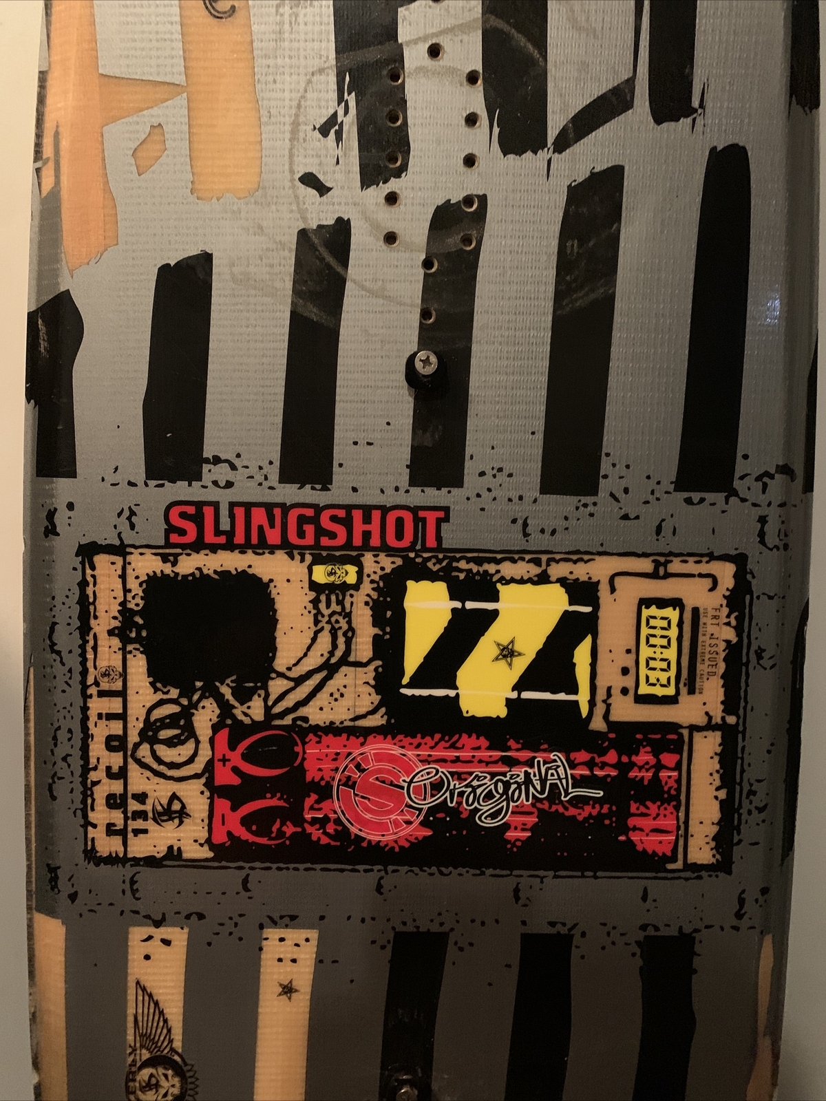 Slingshot Recoil 134 Wakeboard 4′ 5” by 1′ 5″