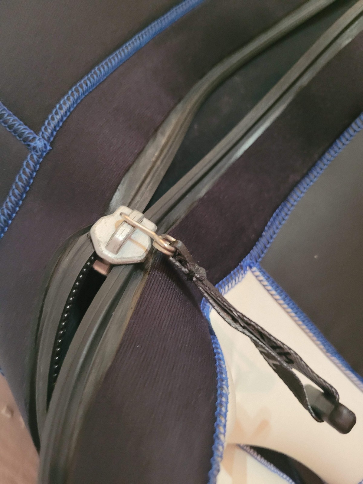 Mares Isotherm 6.5mm Semi Drysuit ‘As Is’ size Small
