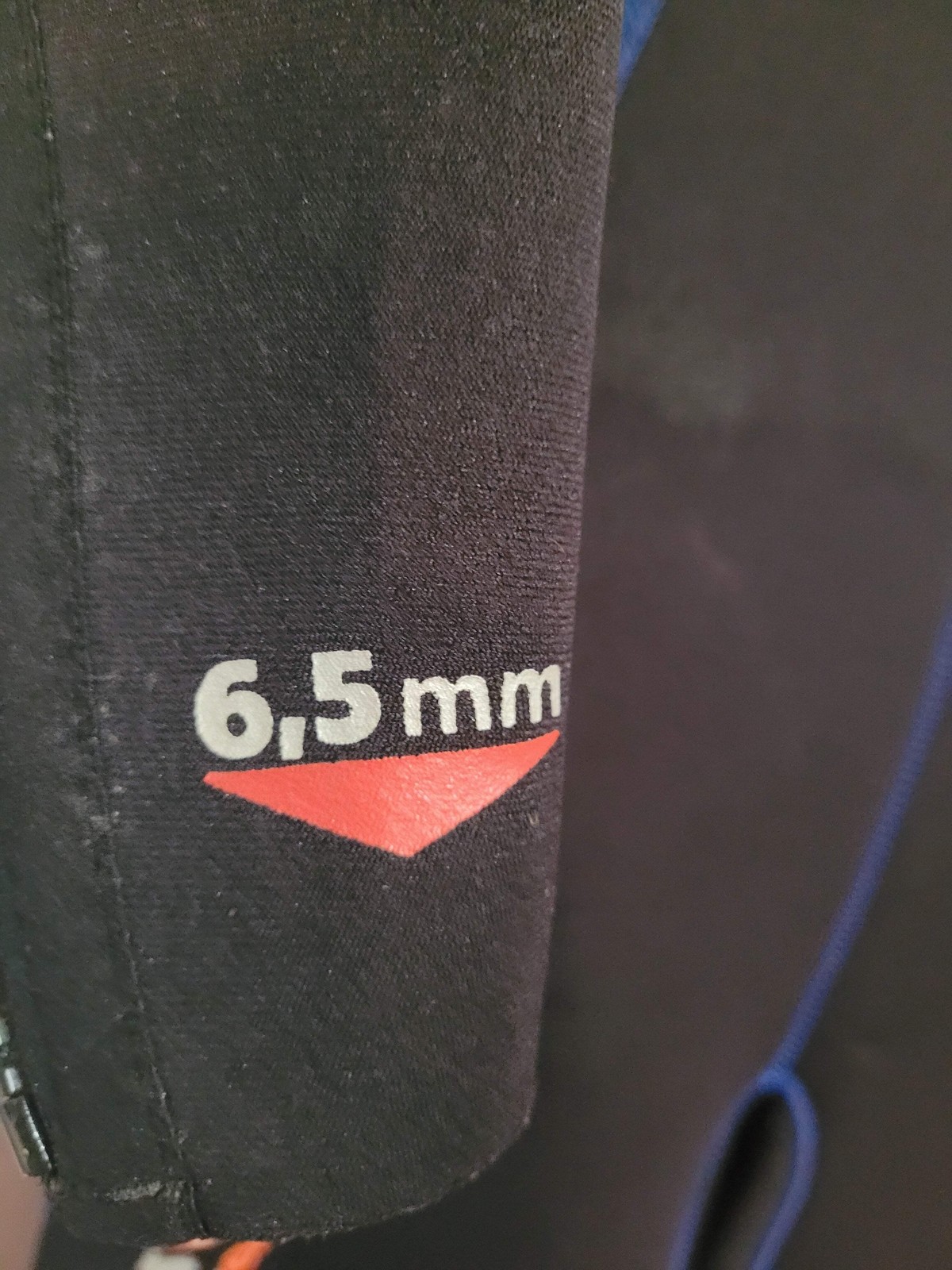 Mares Isotherm 6.5mm Semi Drysuit ‘As Is’ size Small