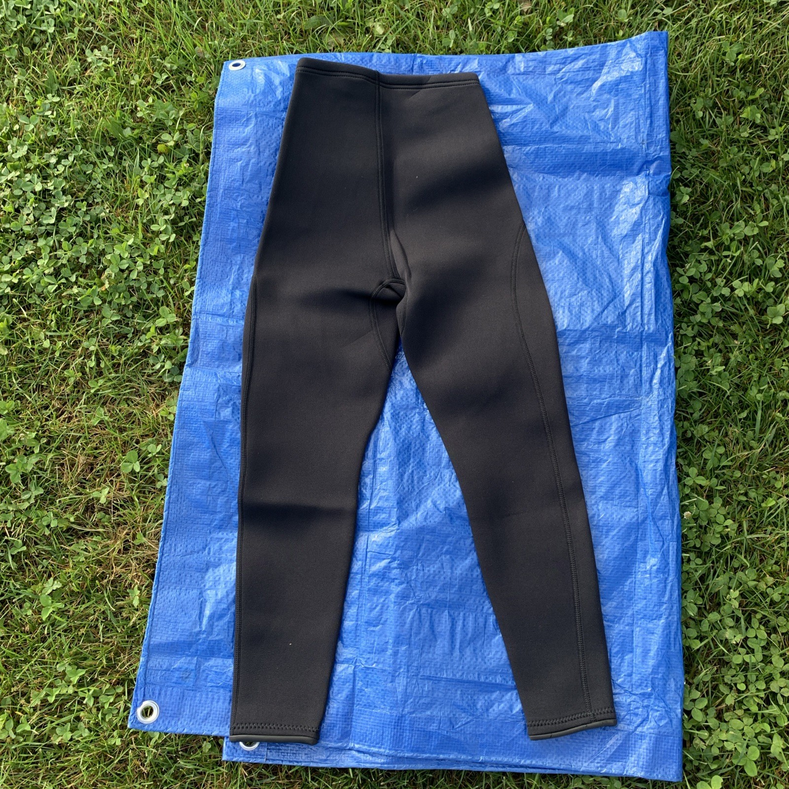 Dive and Sail Wet Suit Pants Size women X-Small Neoprene Black w/pink New No Tag
