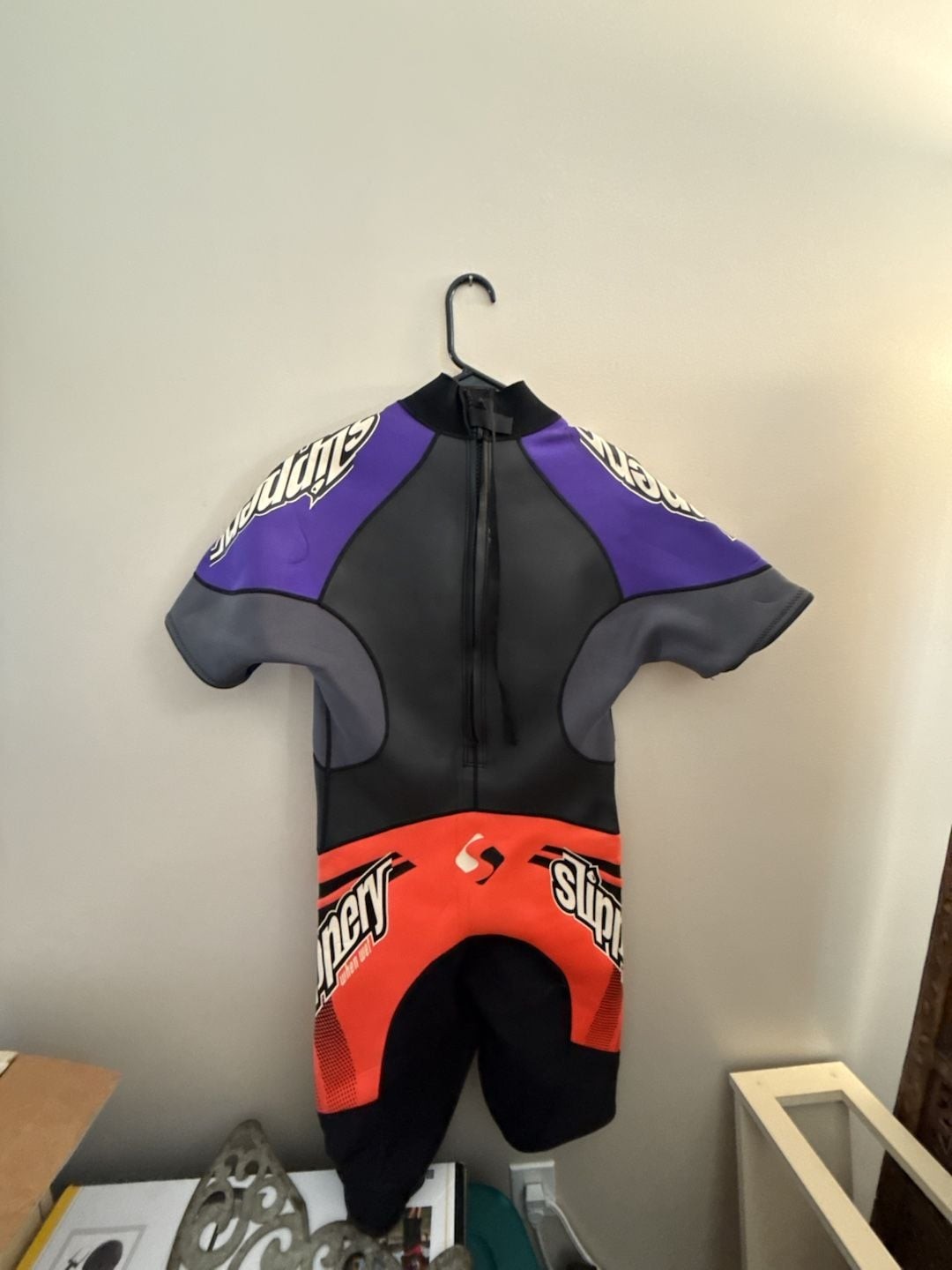 Slippery UltraStretch Neck Shorty Wetsuit