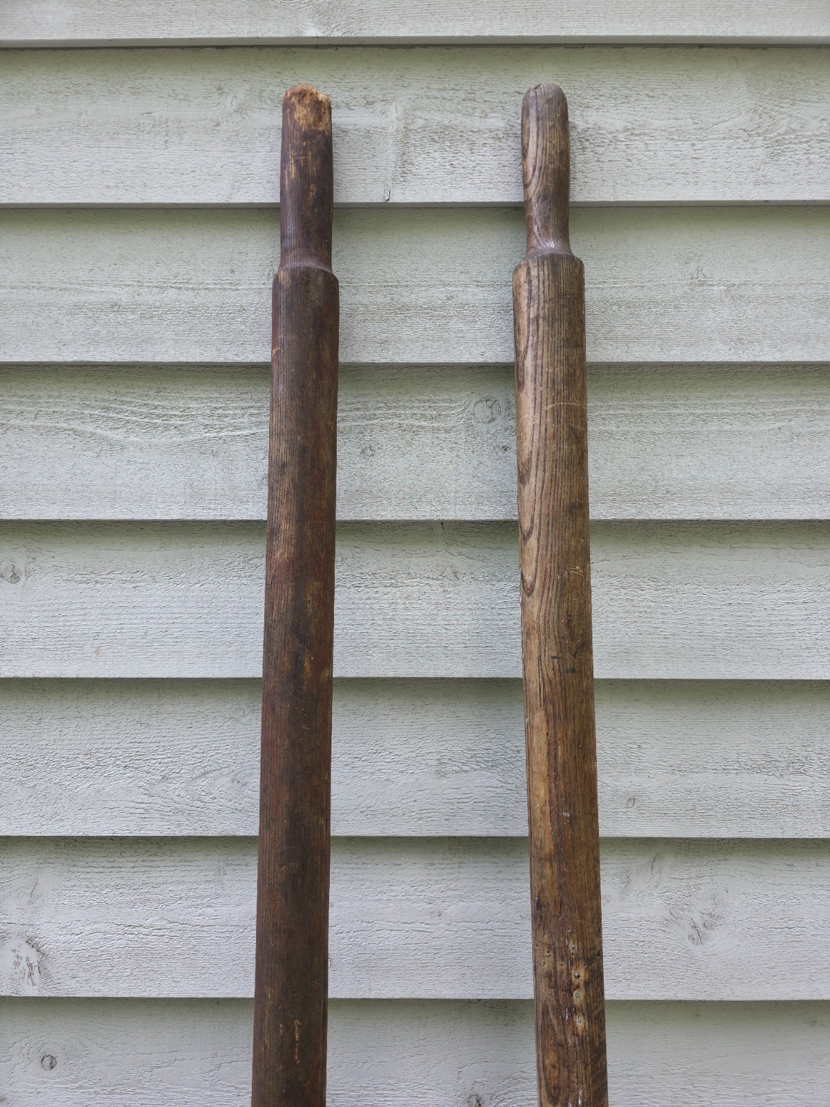 VINTAGE Old DARK BROWN Wooden Paddles Oars ODD PAIR Measures 84″ 7 ft