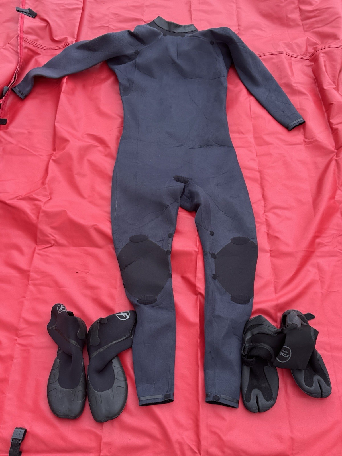 Hyperflex 4/3mm Greenprene Men’s Chest Zip Full Wetsuit.