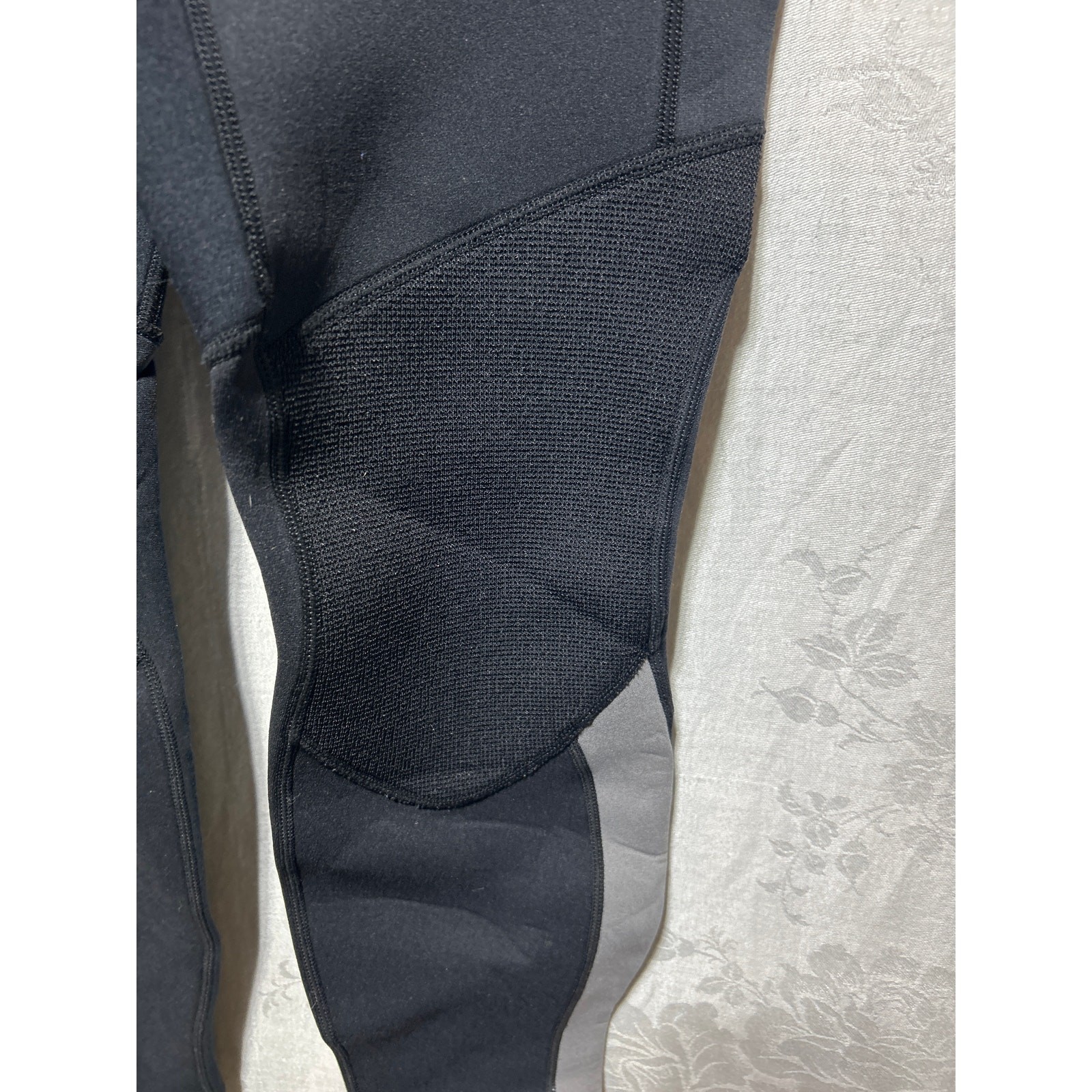 O’Neill Full Wetsuit Black Gray Sleeveless Long Pants Zip Ankles