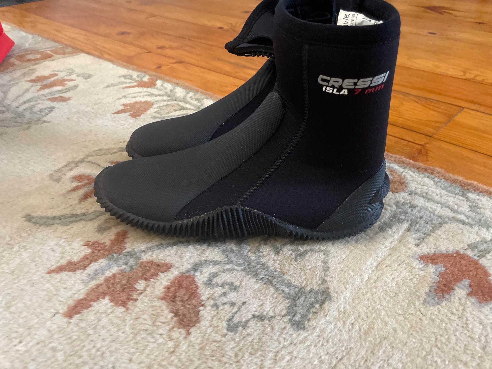 cressi isla 7mm dive boots, women size 8/ men size 7, eur 39/40