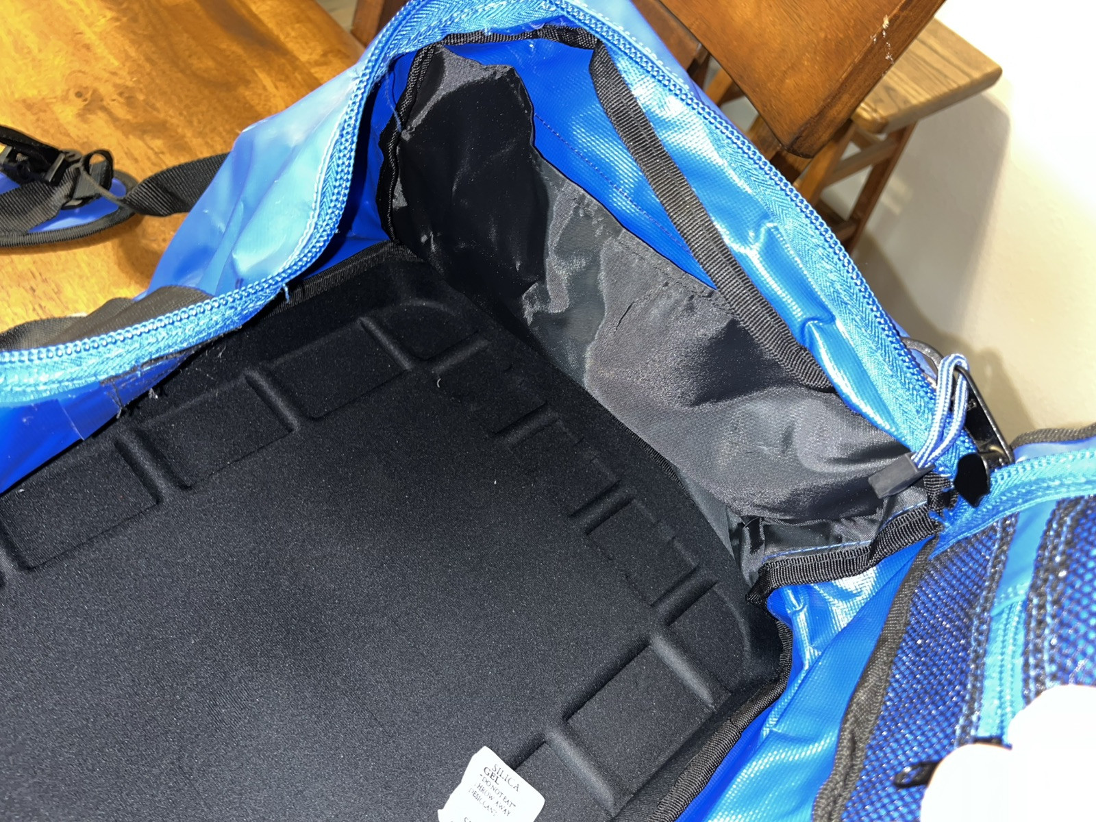 Penn XL Boat Fishing Tackle Bag Blue PND001DI-BLU 28.1”, Brand New w/ Tags
