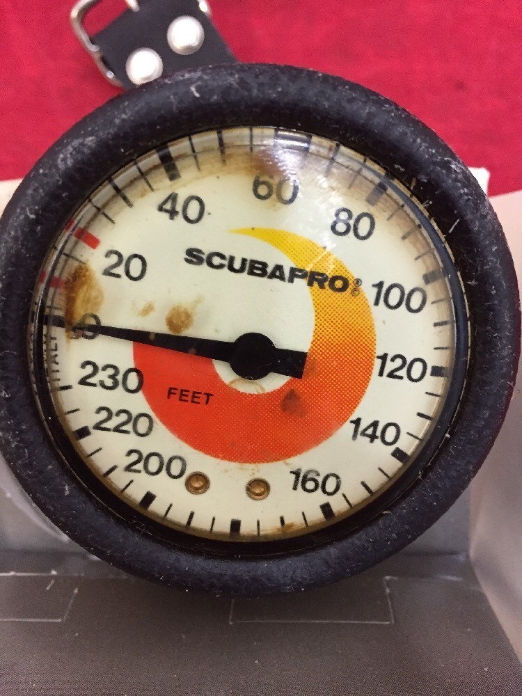 SCUBAPRO Scuba Diving Diver’s Depth Gauge Oilfilled 28-061-000 w/Instructions