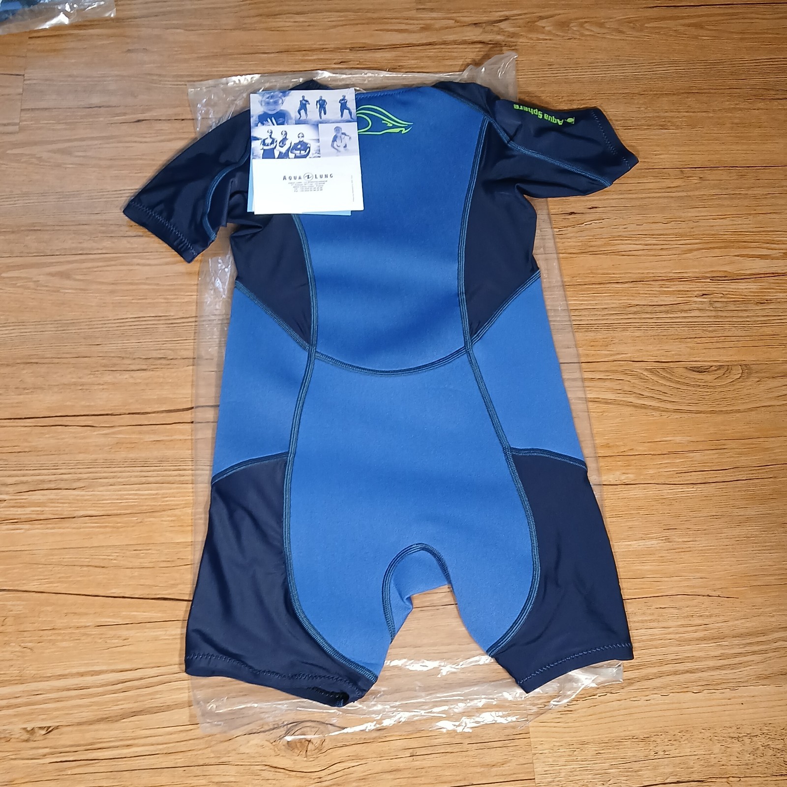 NEW Stingray HP2 Aqua Sphere Wetsuit Size 8