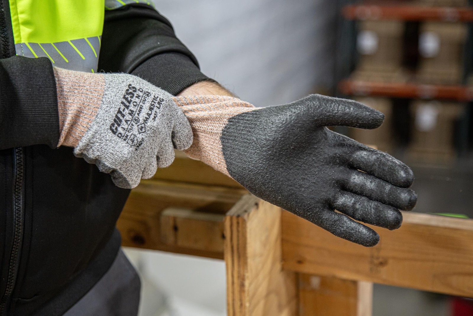 Majestic Cut-Less Dyneema Glove with Polyurethane Palm | 1 Pair – MED | 13 Ga…