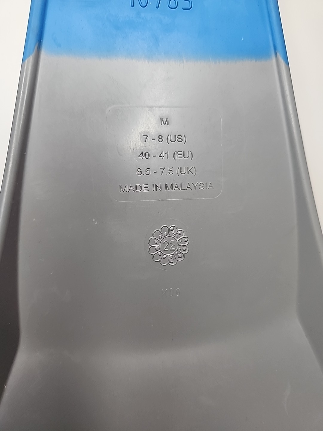 Speedo Trialon Rubber Swim Fins Flippers Unisex Adult Medium 7-8 Blue Gray