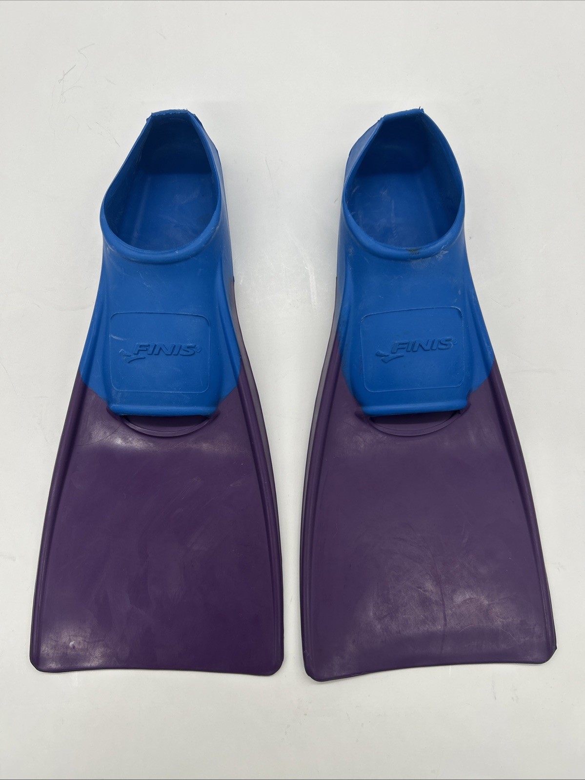 NWOB Floating Swim Fins Blue/Purple Size Youth 3-4 W Model 1619