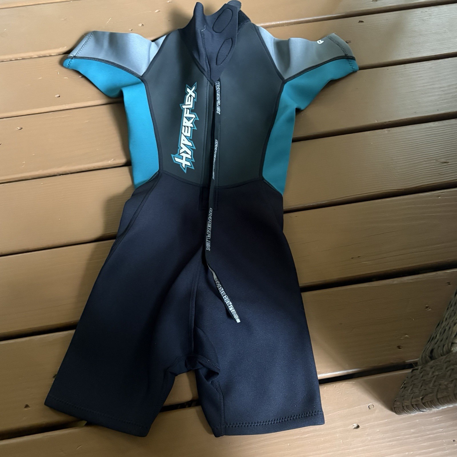 Hyperflex Shorty Wetsuit Access 2mm Women’s 4 Full Zip Spring Black Blue NEW