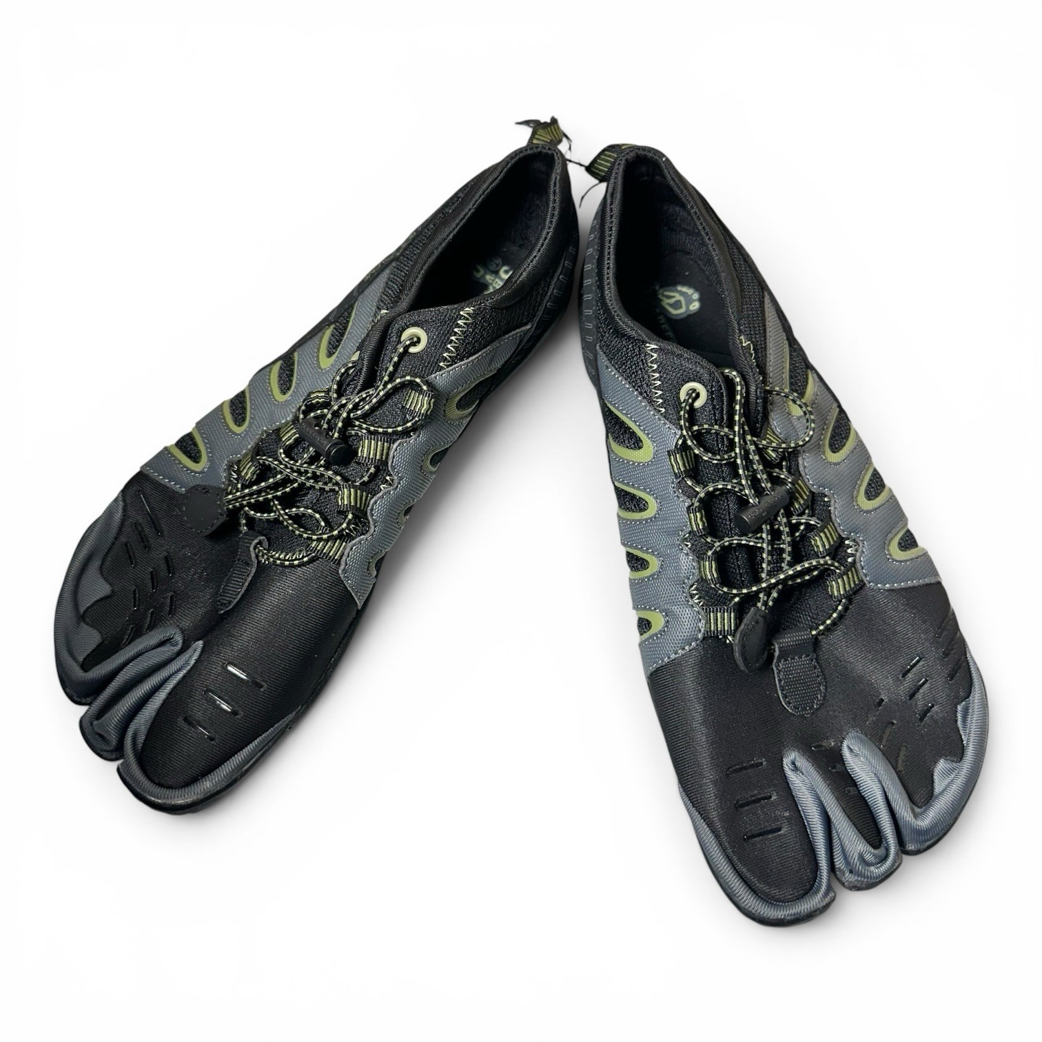 Body Glove 3T Barefoot Warrior Men’s Water Shoes, Size US 10, Black/Aloe
