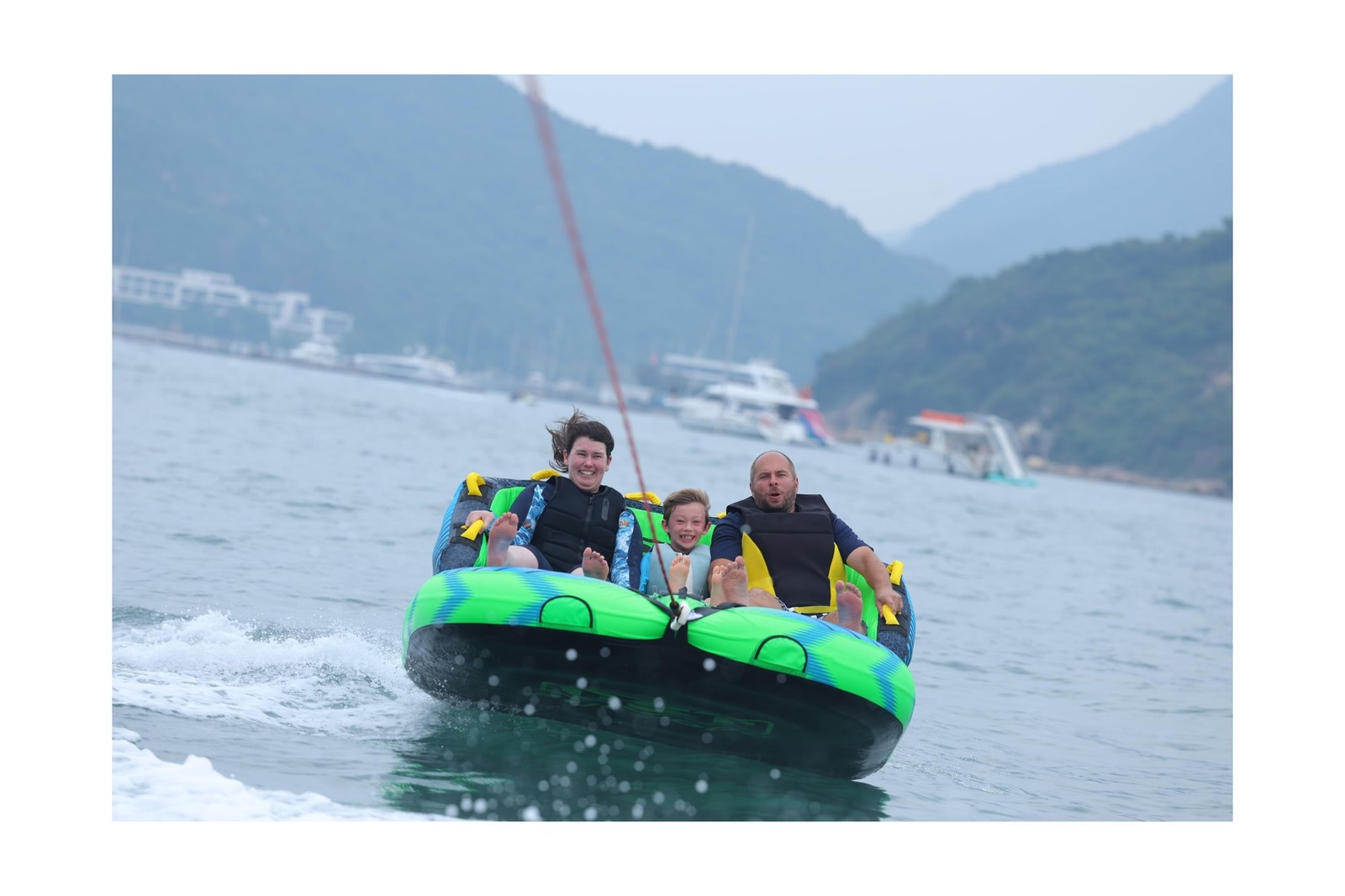 2-3 Person Towable Tubes for Boating, Sofa Style Boat Tube, Water Sports Infl…