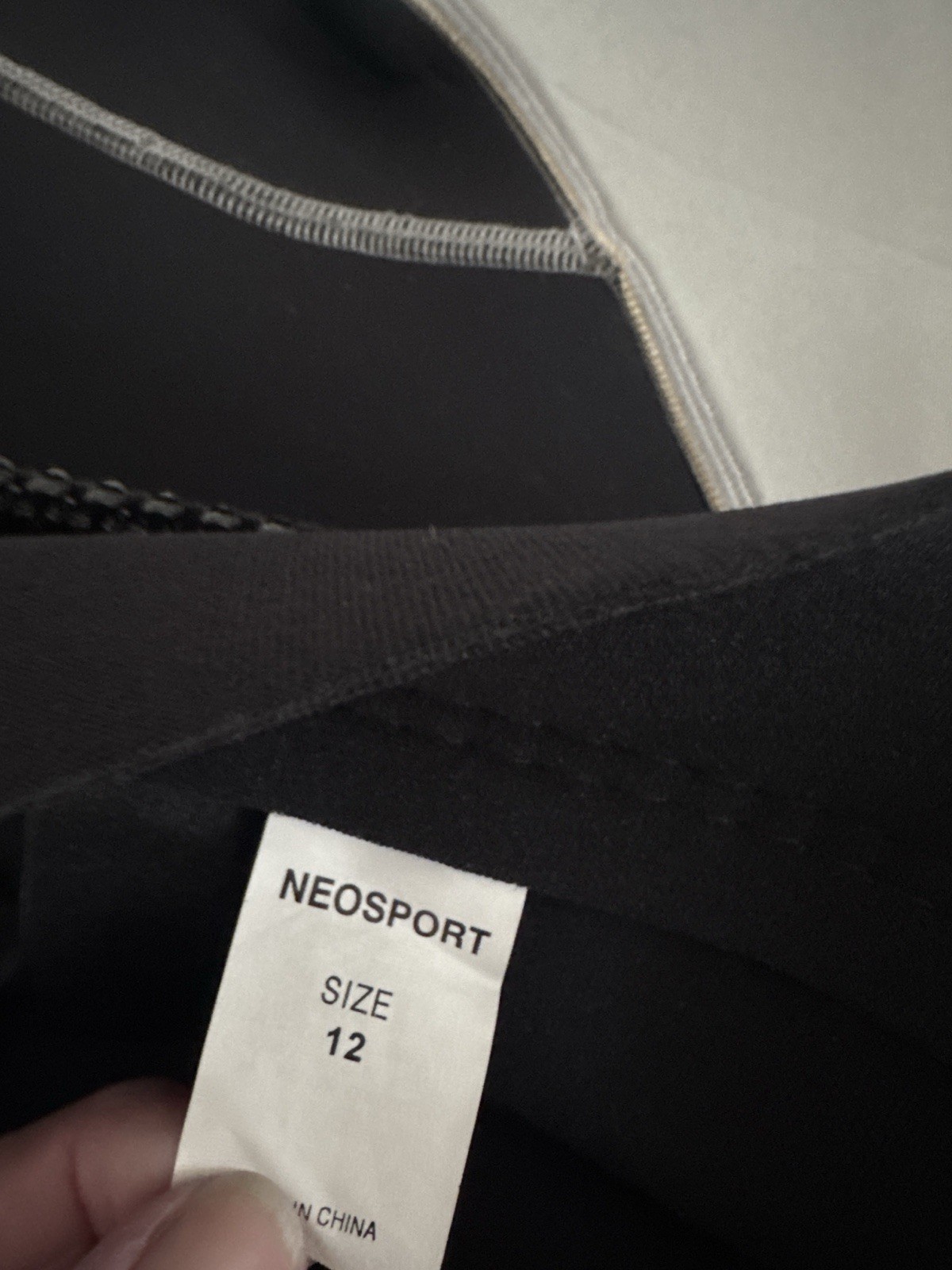 NeoSport 3/0mm Black & Gray Short Shorty Surfer Water Wetsuit Women’s Size 12