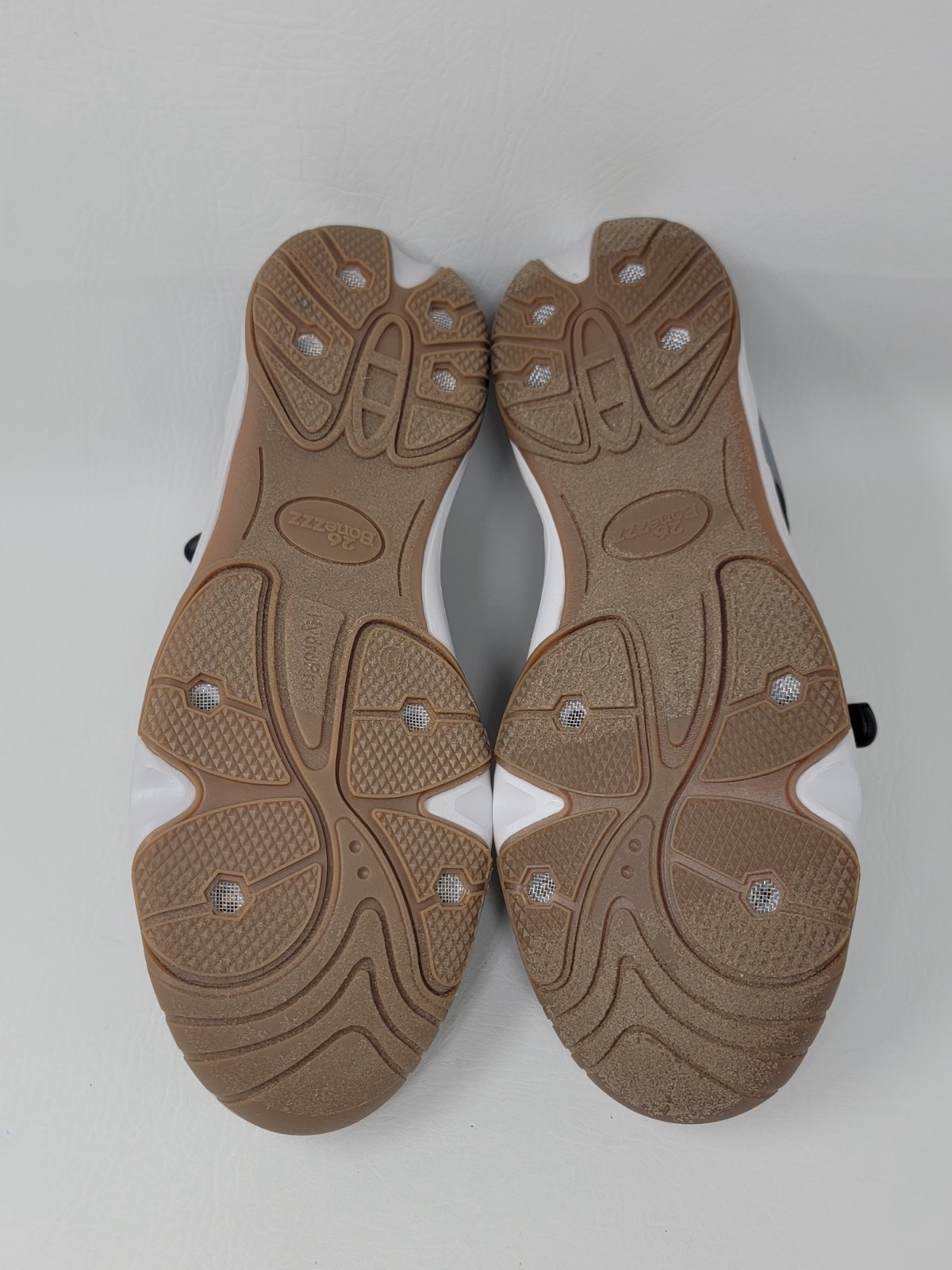 26Bonezzz HydroPro Water Shoes for Men Fast-Drying Drainage Footwear Size 10 New