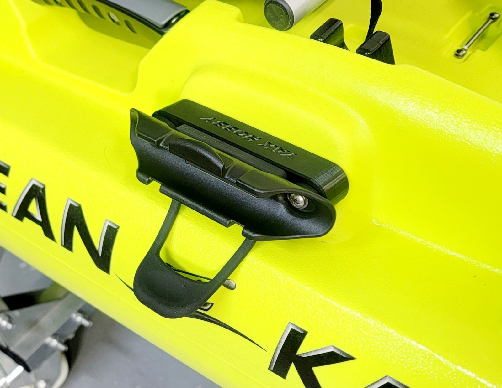 Old Town Bigwater 132 Kayak 1″ Paddle Clip Riser Spacer kit by Yak Hobby Black