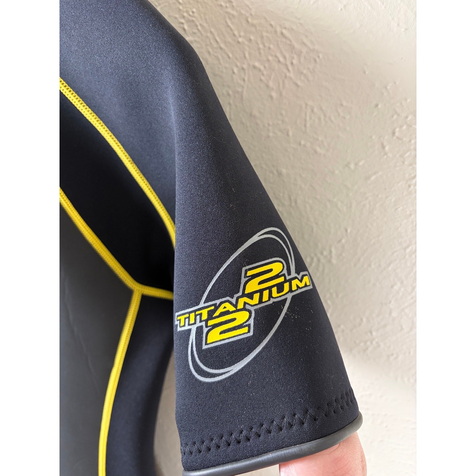 Gotcha Gear Wetsuit Mens Size Small Short Sleeve Scuba Ocean Surfing Swim Outfit